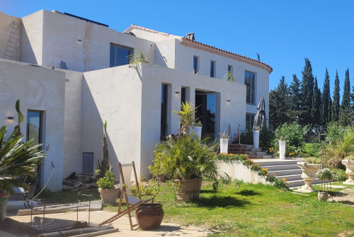 la VILLA BLANCHE - chambres d'hotes Provence